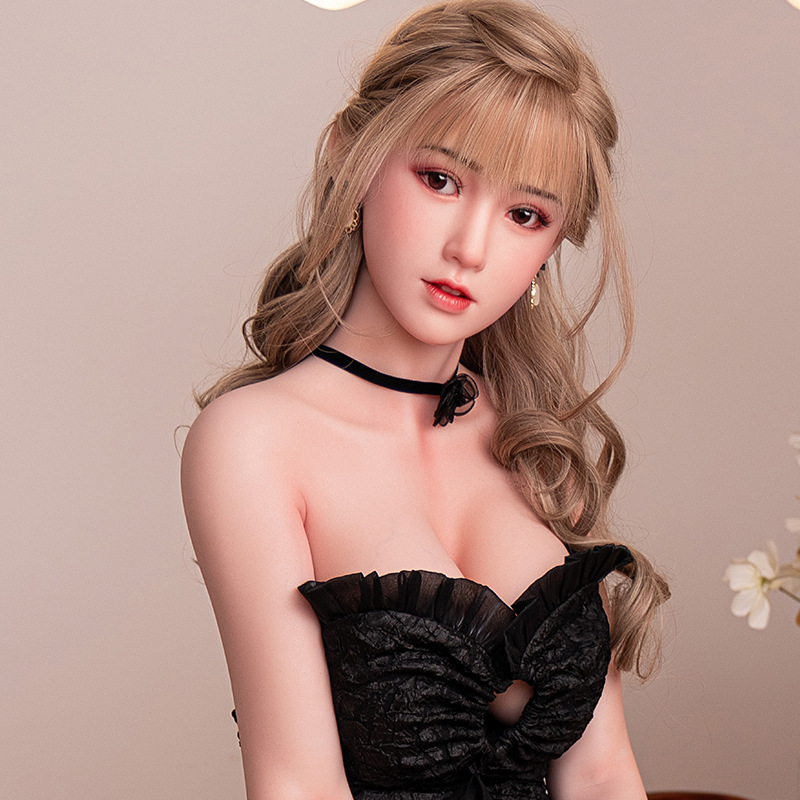 Life-Size Realistic Silicone Adult Doll 1:1 High-Fidelity Robot Wife For Men thumbnail 3